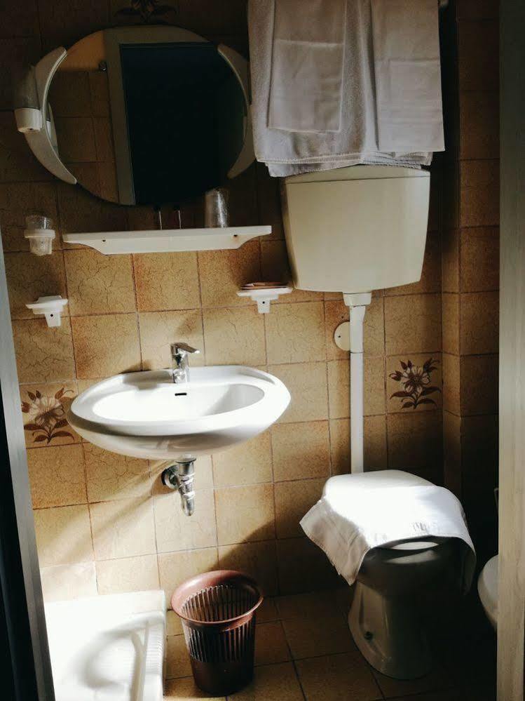 Hotel Astoria アルトパーショ エクステリア 写真